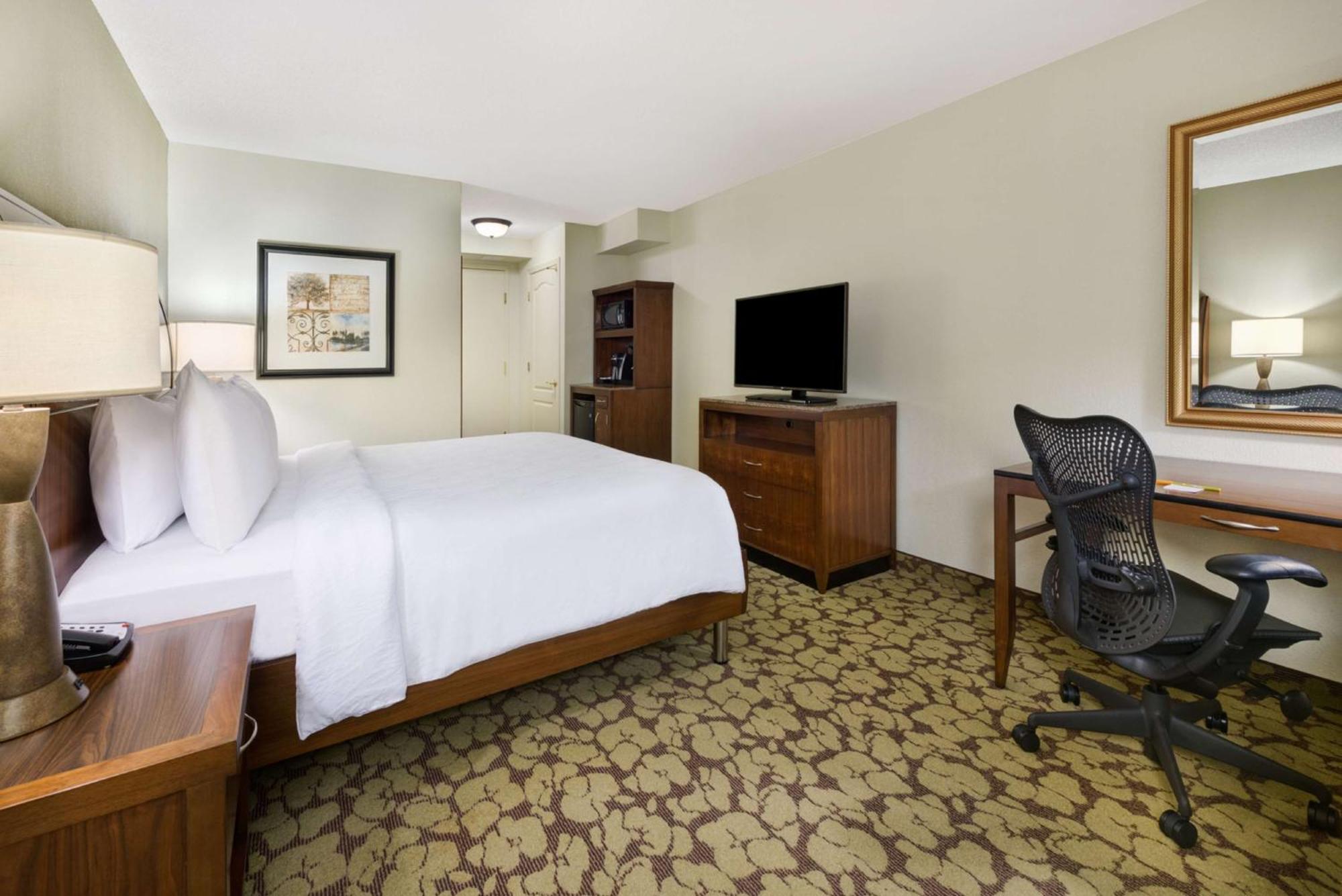 Hilton Garden Inn Atlanta North/Alpharetta Exterior photo