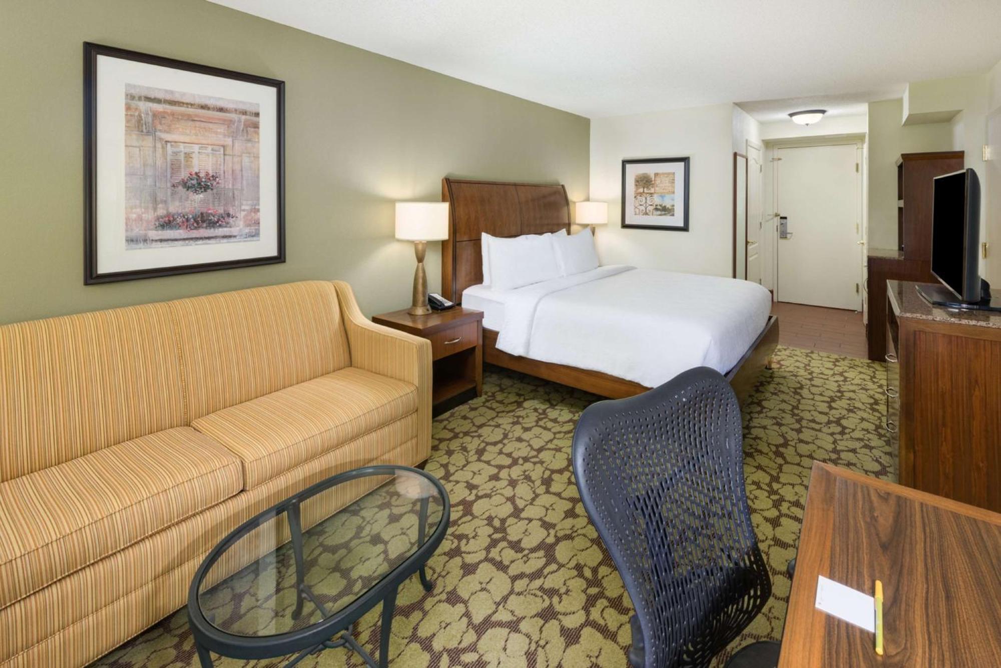 Hilton Garden Inn Atlanta North/Alpharetta Exterior photo