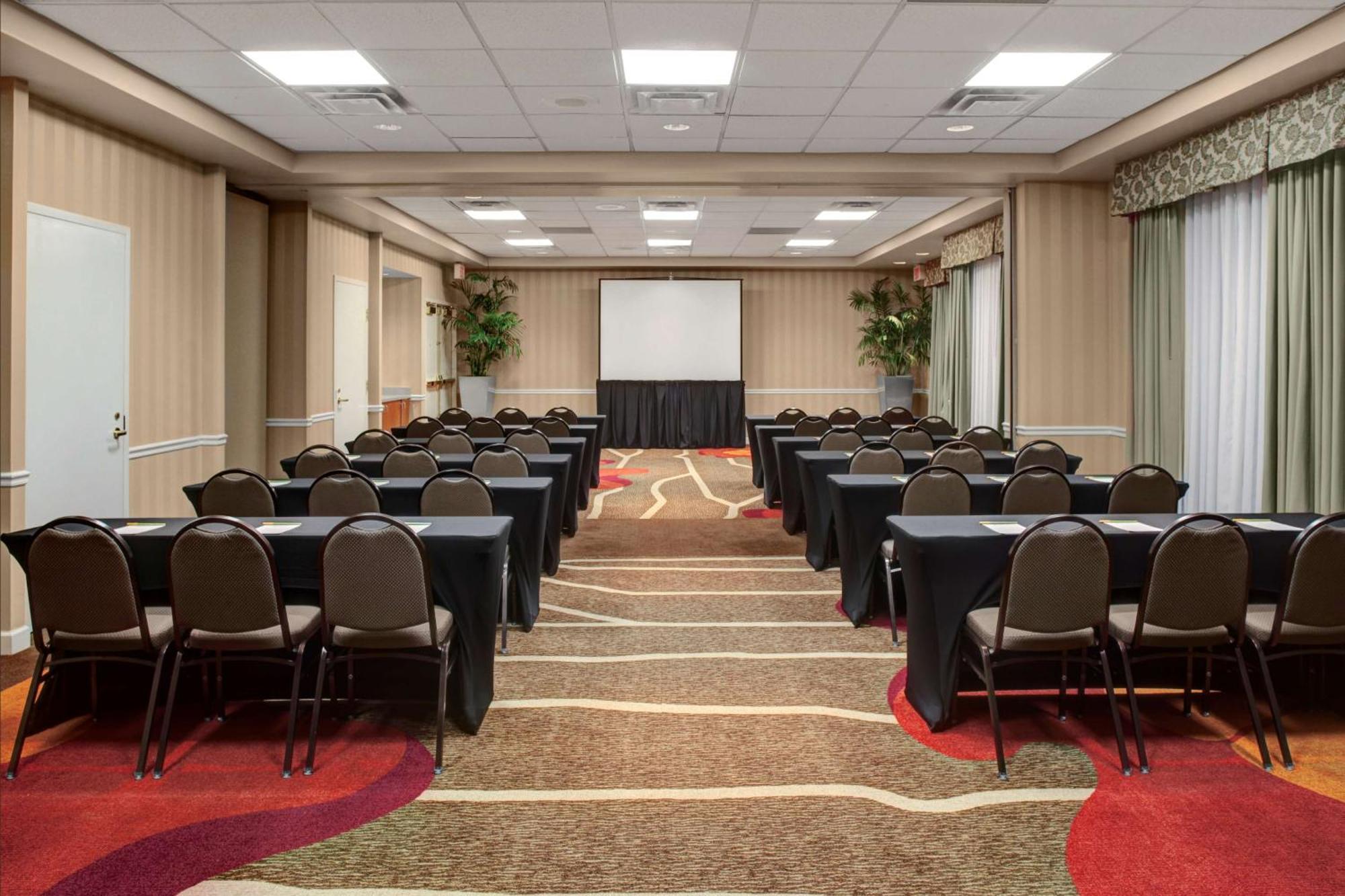 Hilton Garden Inn Atlanta North/Alpharetta Exterior photo