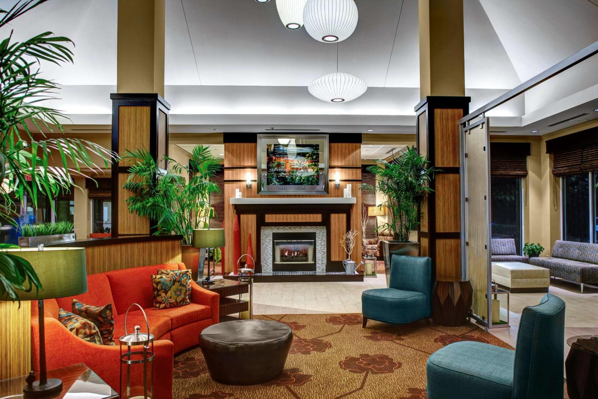 Hilton Garden Inn Atlanta North/Alpharetta Exterior photo